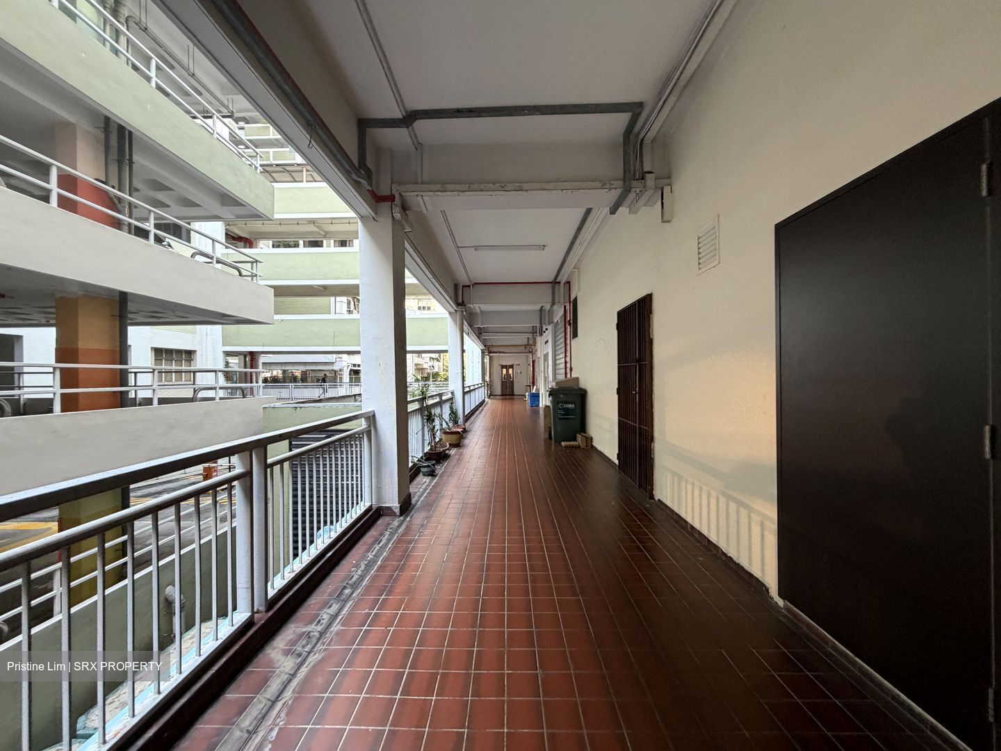 Hong Lim Complex (D1), Retail #575145271